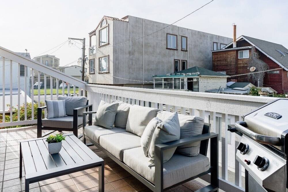 Photo of Patio Balcony in Sunset Beach