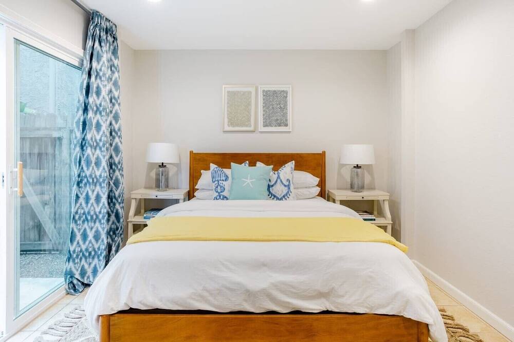 Photo of Bedroom in Sunset Beach