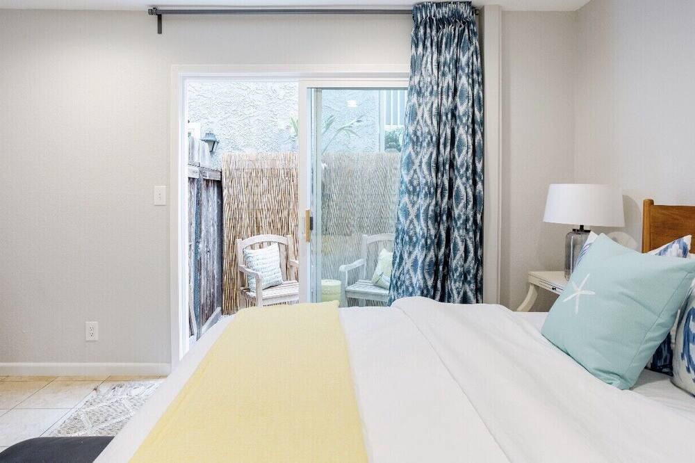 Photo of Bedroom in Sunset Beach
