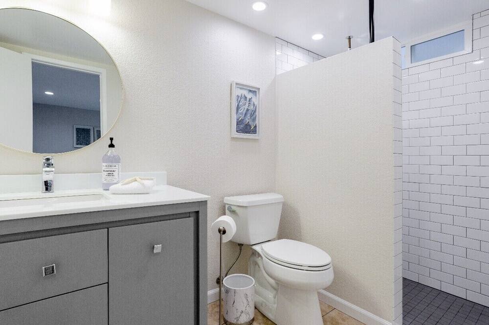 Photo of Bathroom in Sunset Beach