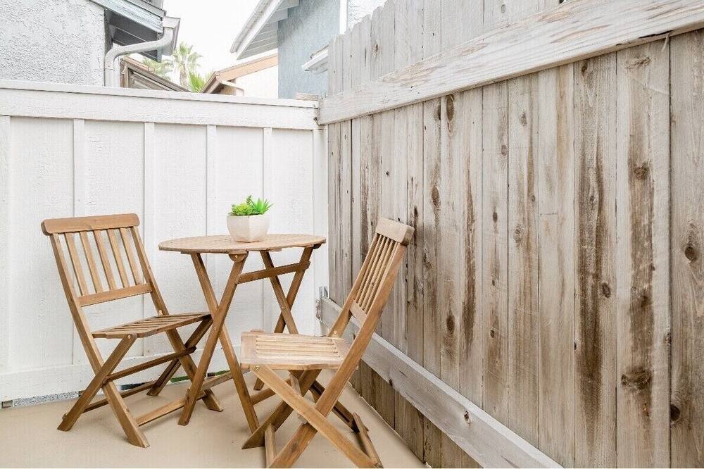 Photo of Patio Balcony in Sunset Beach