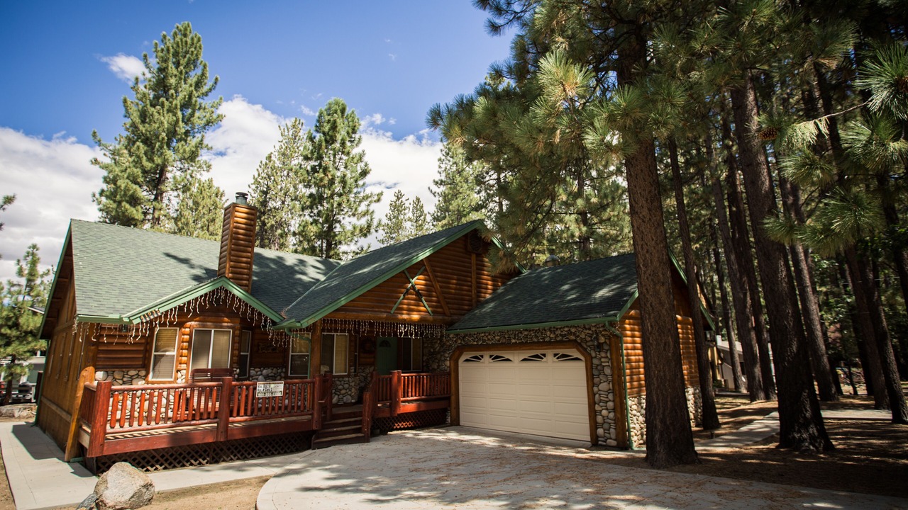 Photo of Outdoor in Summit Estates