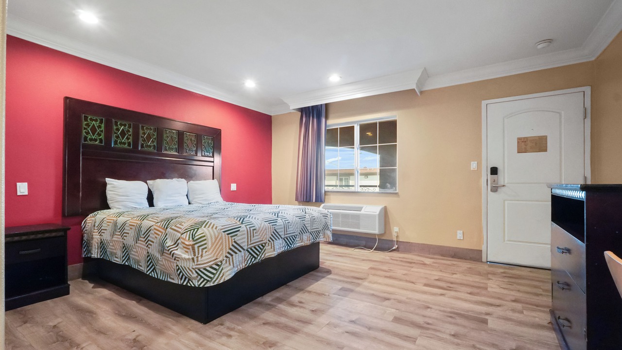 Photo of Bedroom in Huntington Park
