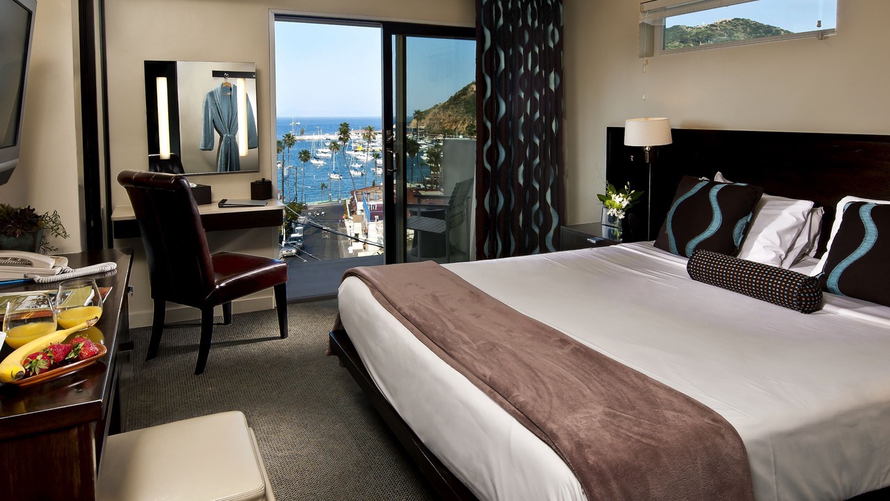 Photo of Bedroom in Avalon