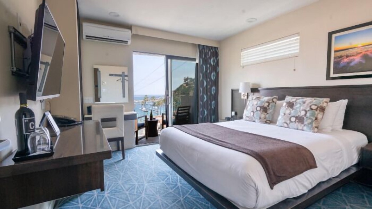 Photo of Bedroom in Avalon