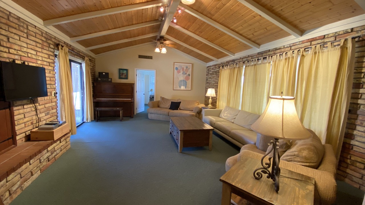 Photo of Livingroom in Wickenburg