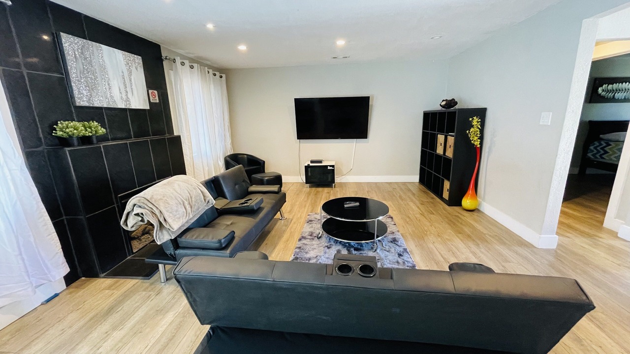 Photo of Livingroom in Willow Glen