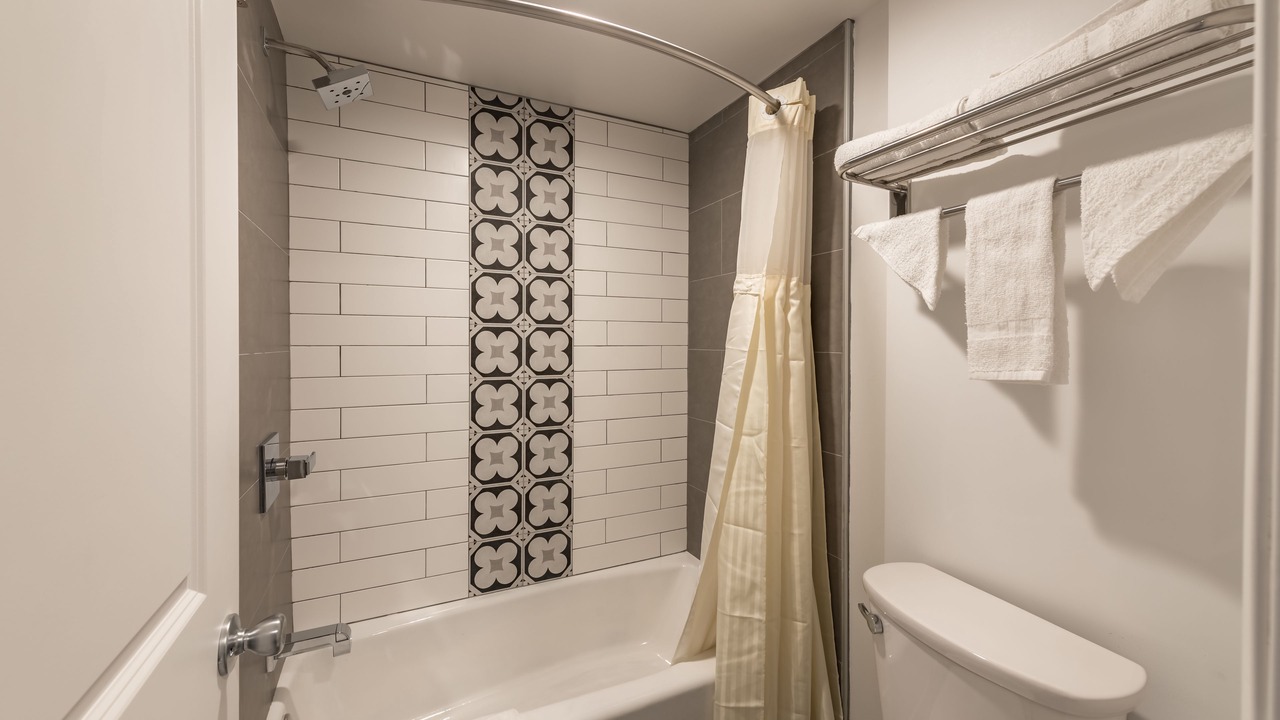 Photo of Bathroom in South Gate
