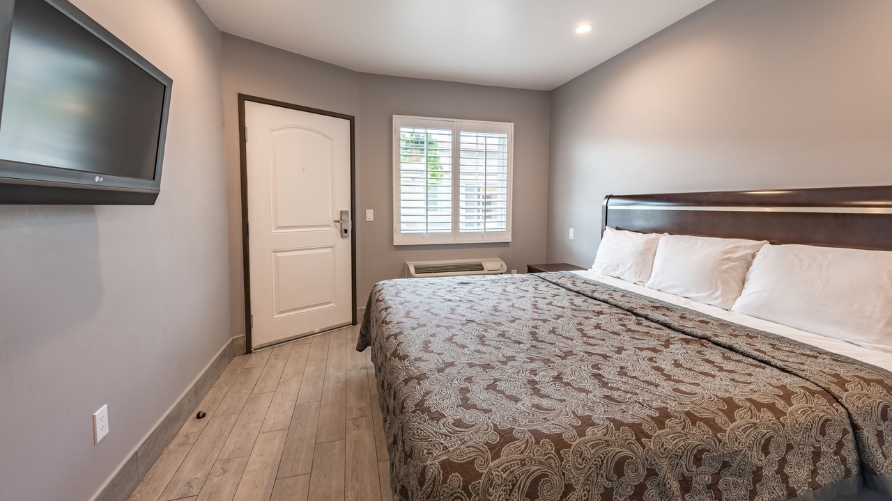 Photo of Bedroom in South Gate
