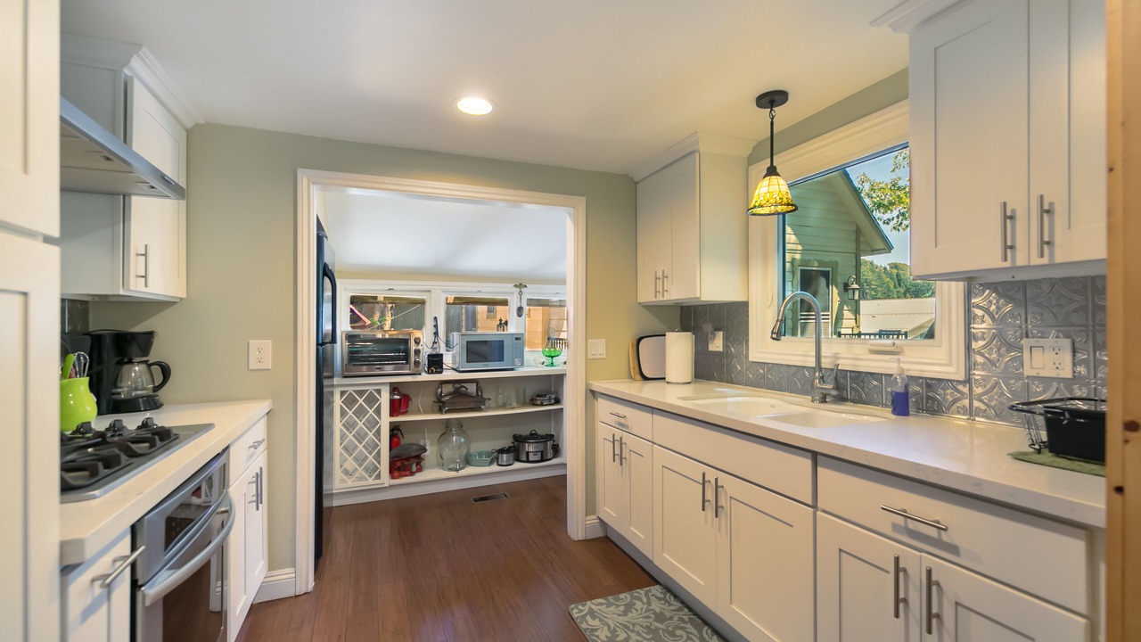 Photo of Kitchen in Crestline