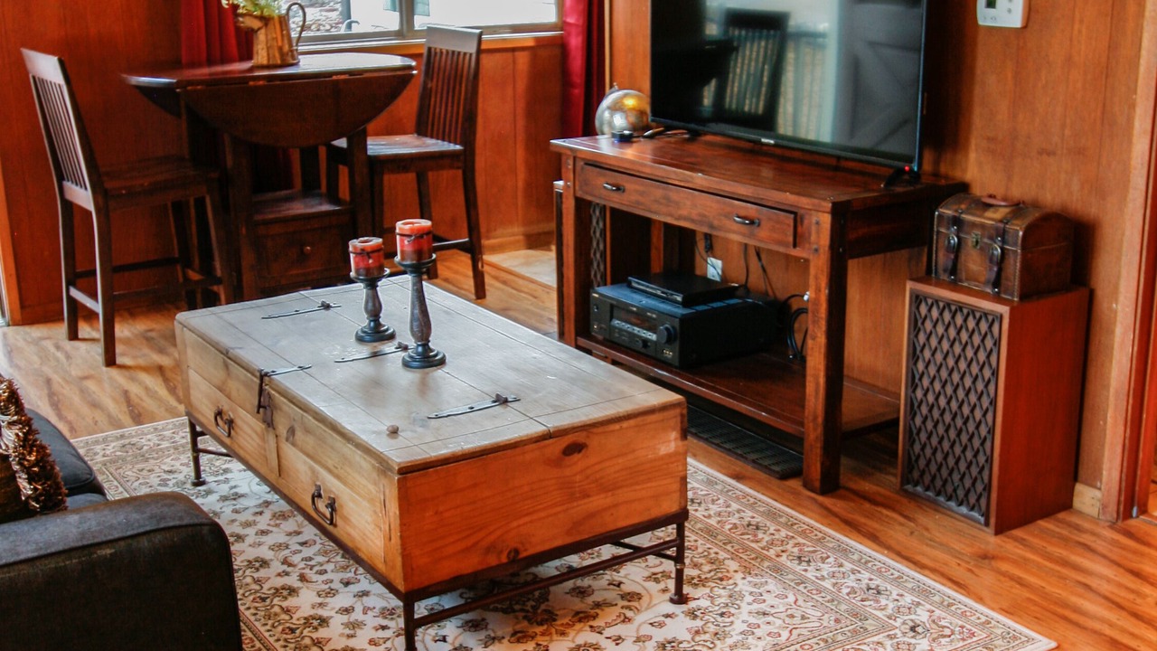 Photo of Livingroom in Crestline