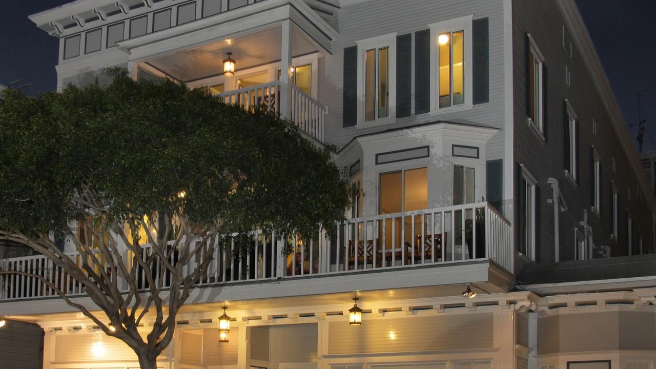 Photo of Outdoor in Avalon