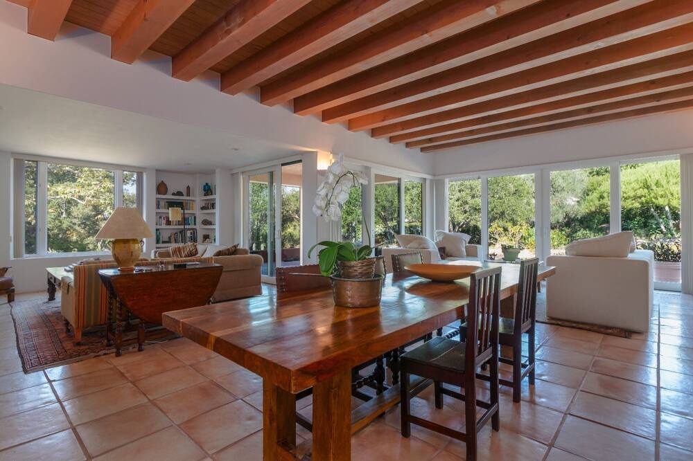 Photo of Bedroom in Montecito