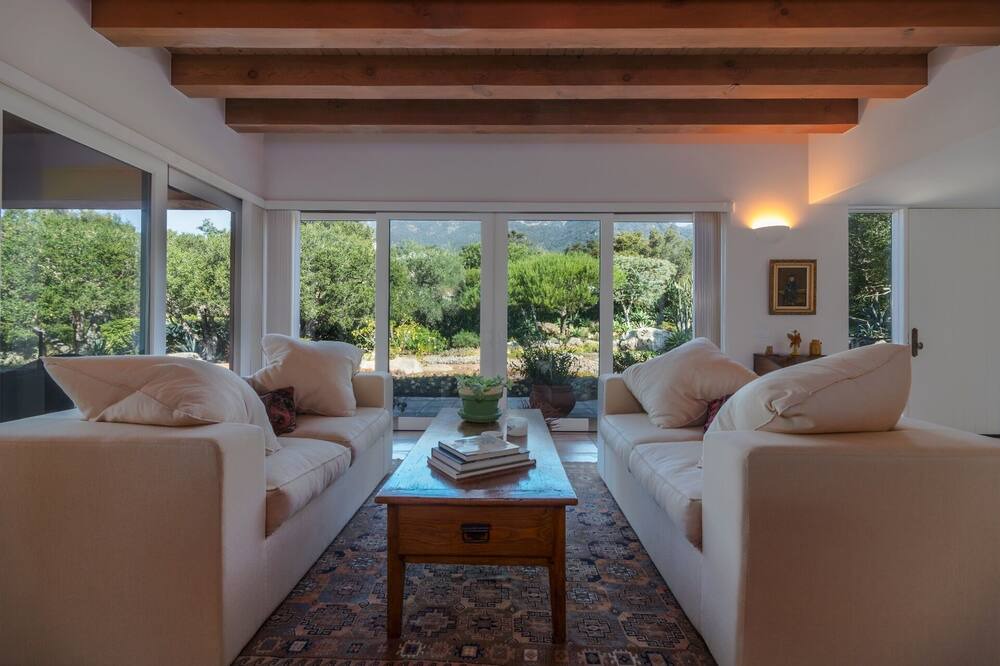 Photo of Bedroom in Montecito