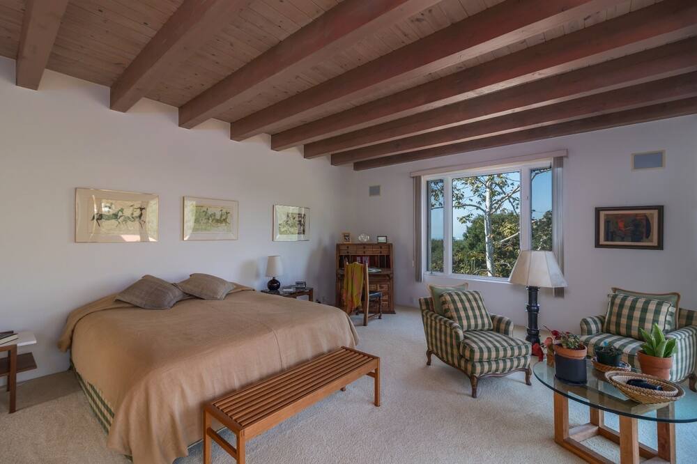 Photo of Others in Montecito