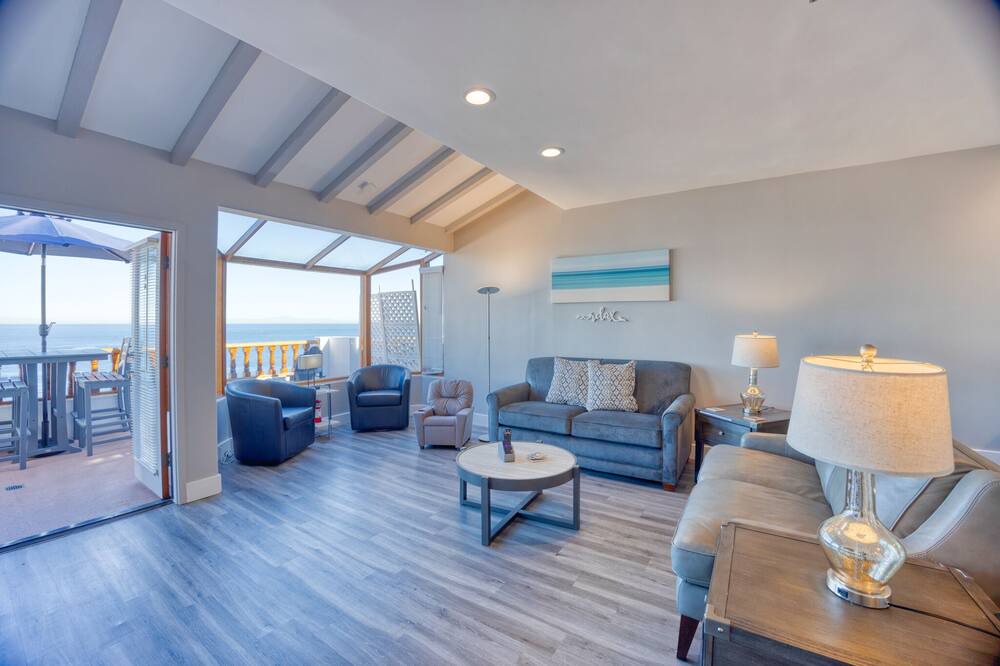 Photo of Bedroom in Avalon
