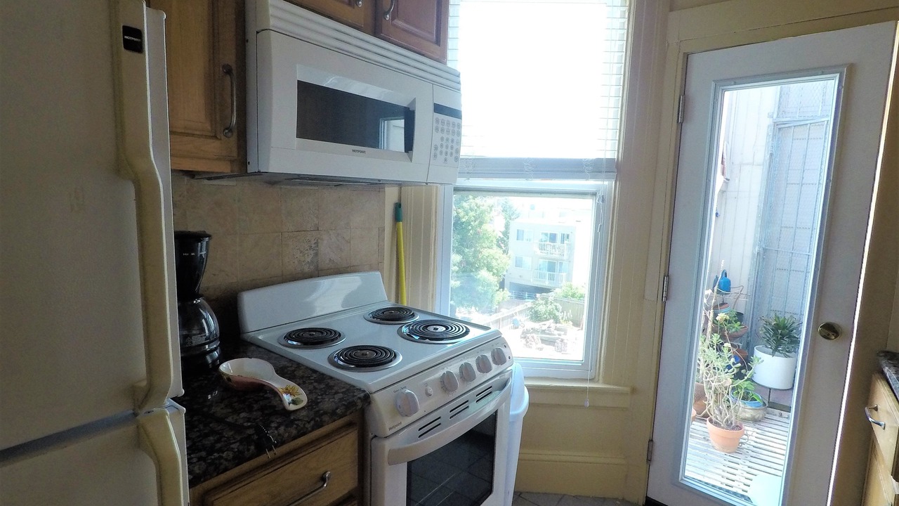 Photo of Kitchen in Hayes Valley