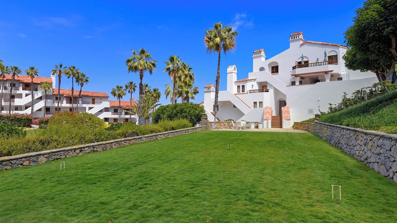 Photo of Outdoor in Avalon