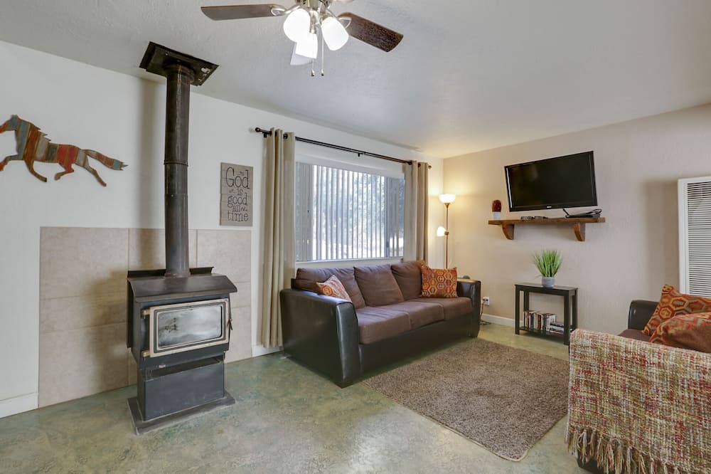 Photo of Livingroom in Miramonte
