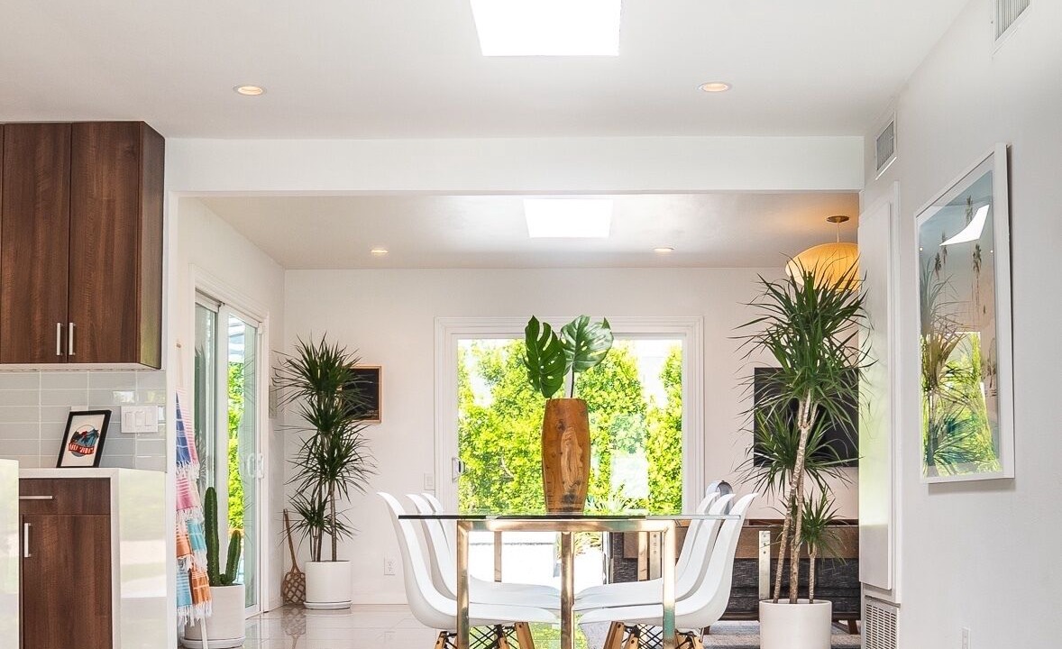 Photo of Livingroom in Desert Park Estates