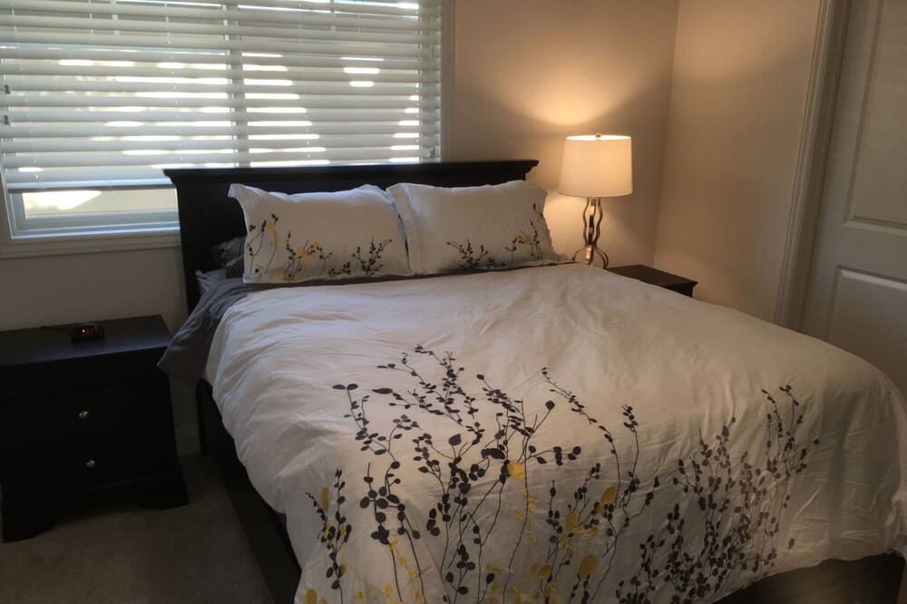 Photo of Bedroom in St. Helena