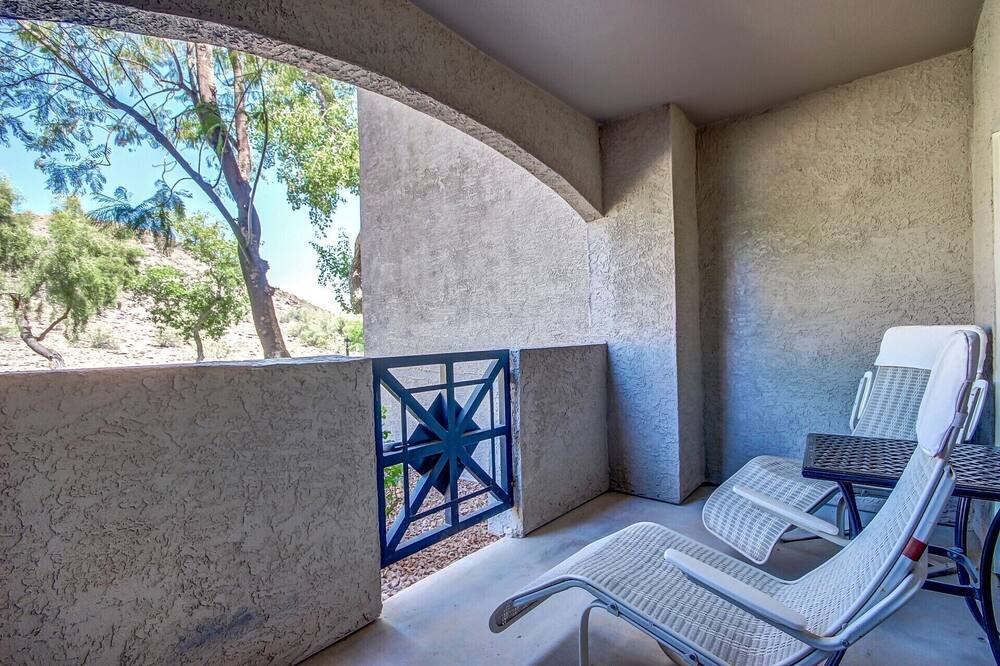 Photo of Patio Balcony in Mountain Park Ranch