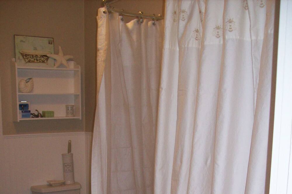 Photo of Bathroom in Nob Hill