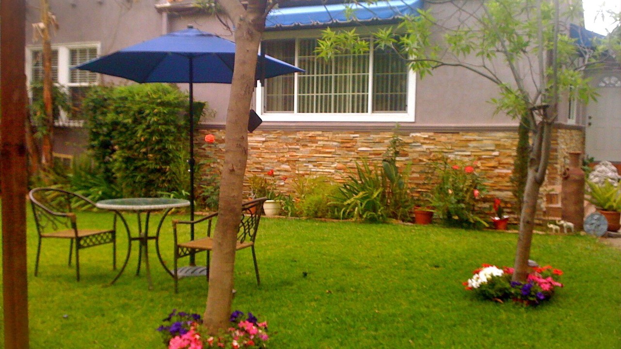 Photo of Outdoor in Hollywood