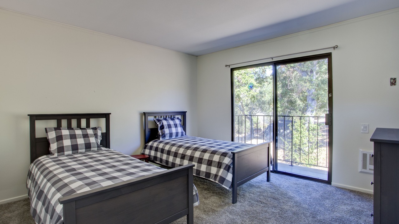 Photo of Bedroom in Carpinteria