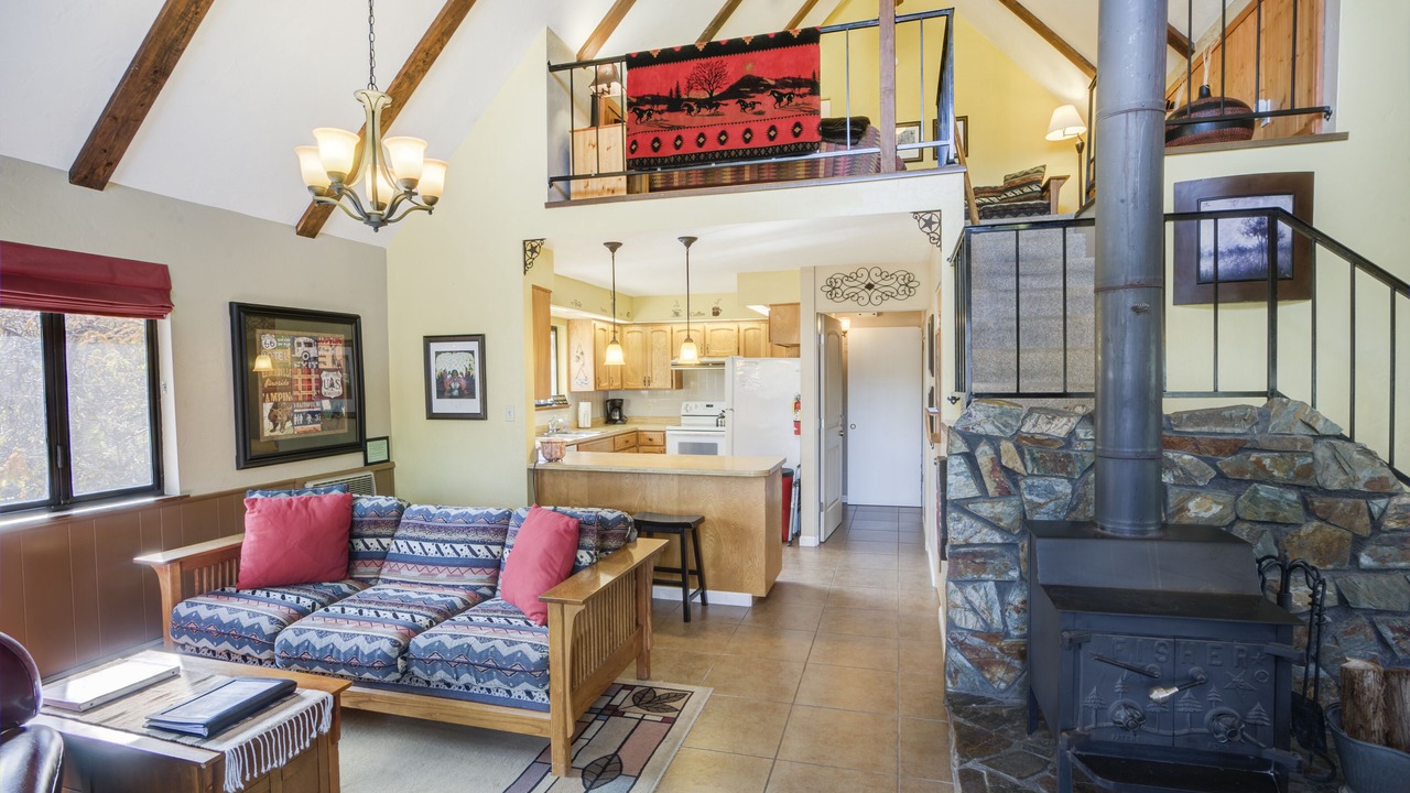 Photo of Livingroom in Prescott