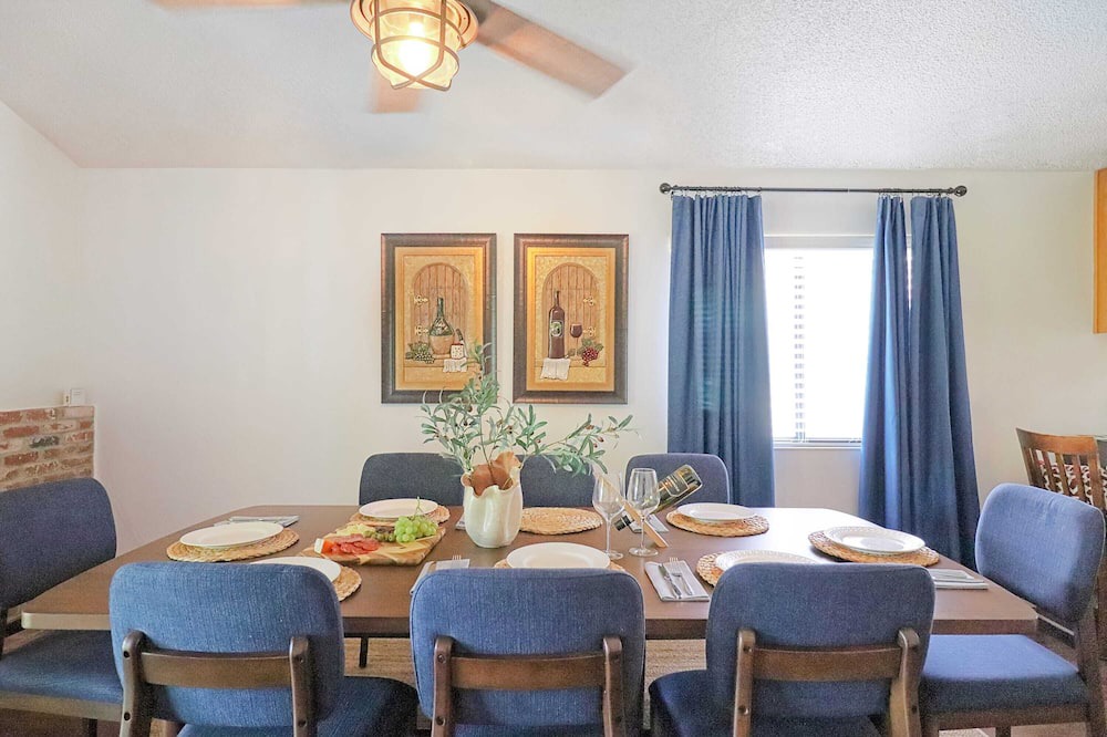 Photo of Bedroom in Santa Rosa