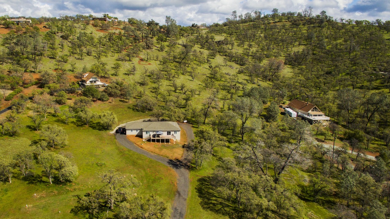 Photo of Outdoor in Coulterville