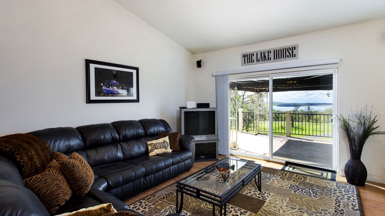 Photo of Livingroom in Coulterville