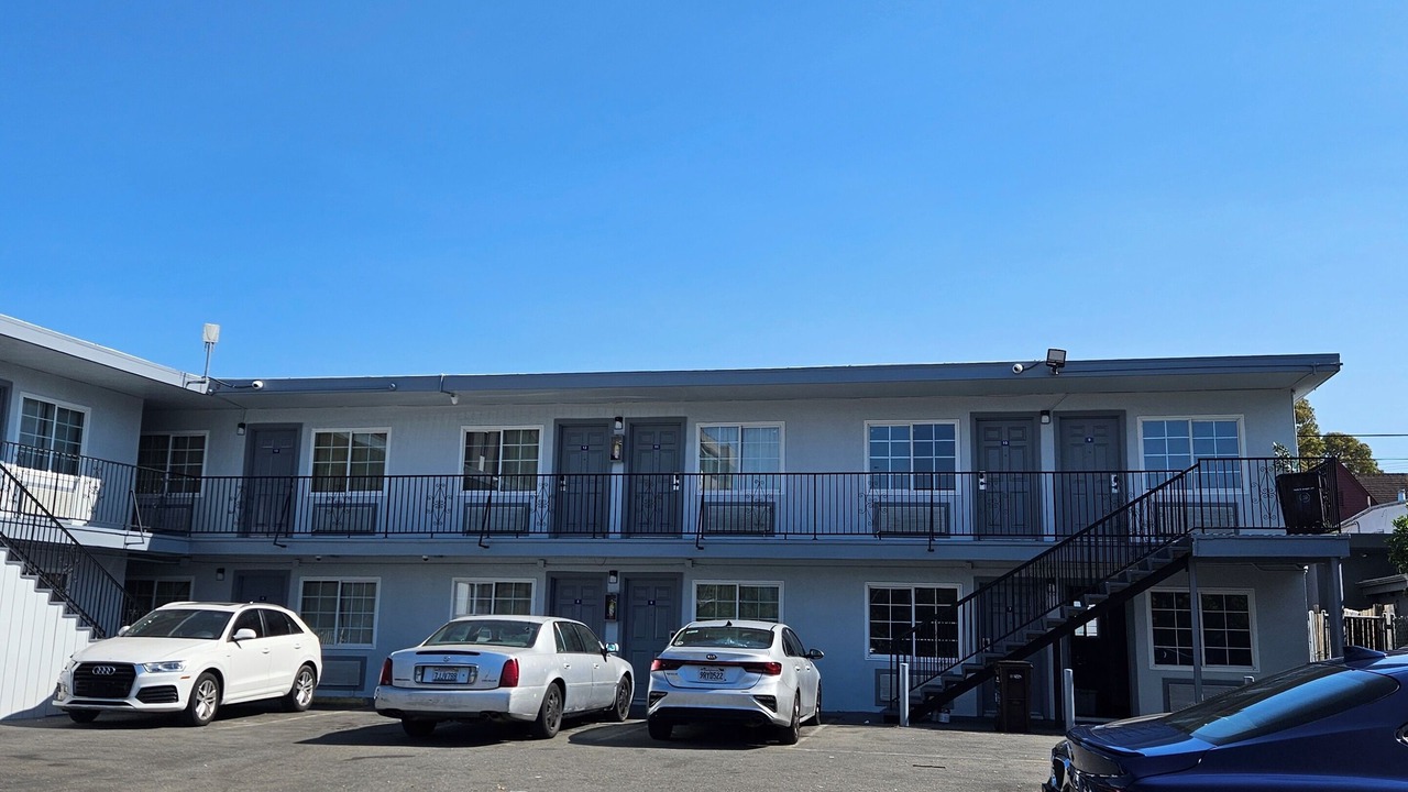 Photo of Outdoor in Longfellow