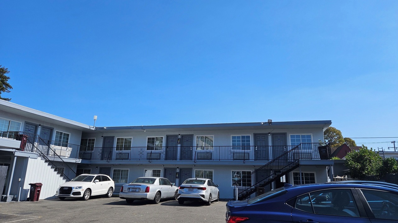 Photo of Outdoor in Longfellow