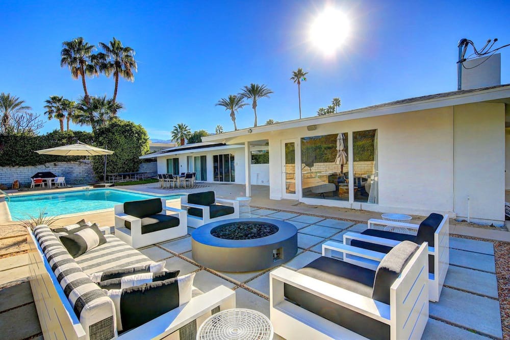 Photo of Patio Balcony in Palm Desert