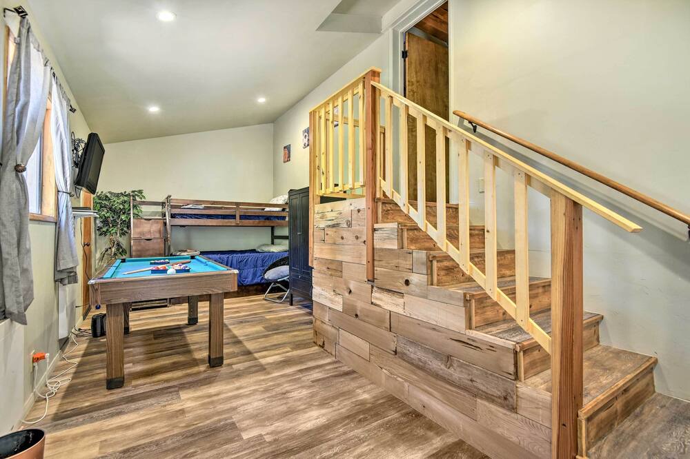 Photo of Bedroom in Pine Mountain Club