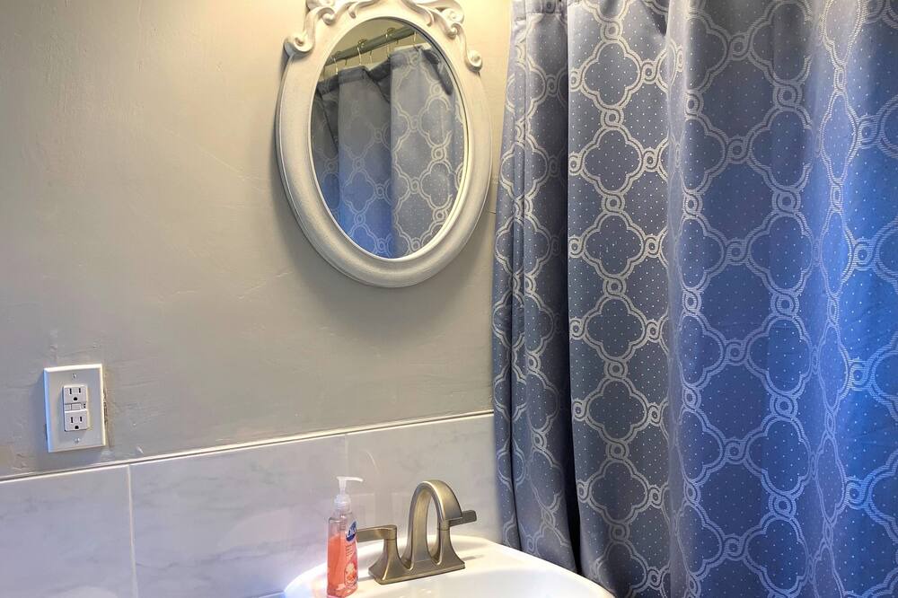 Photo of Bathroom in Lodi