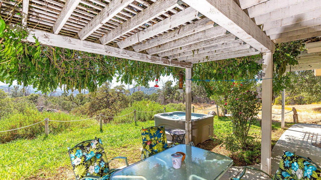 Photo of Patio Balcony in Mariposa
