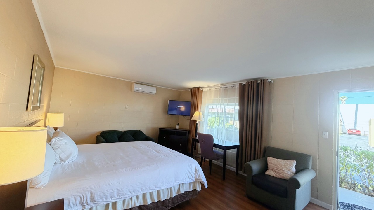Photo of Bedroom in Hemet