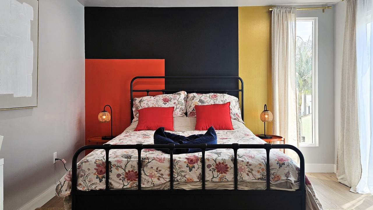 Photo of Bedroom in Mid City