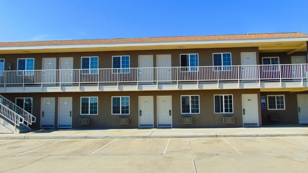 Photo of Outdoor in Corcoran