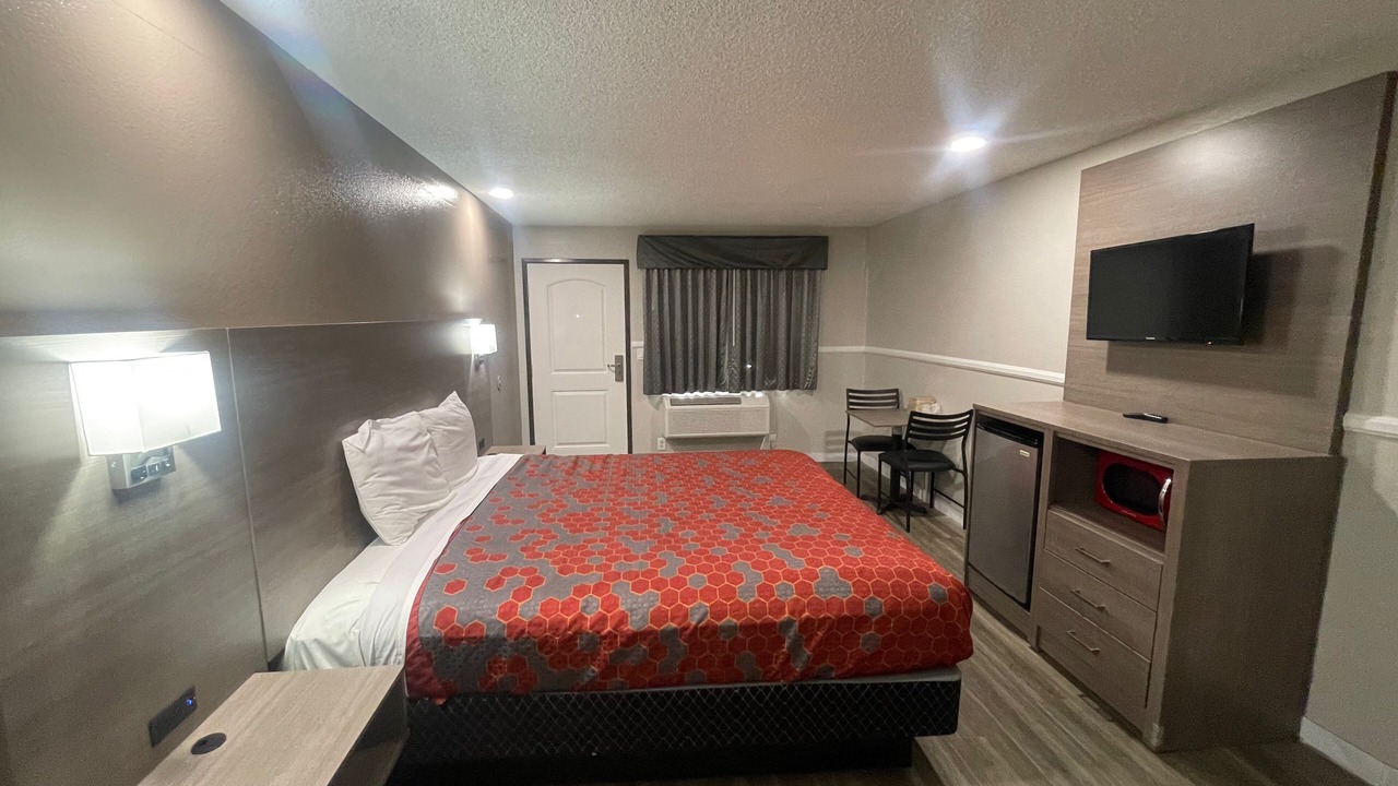 Photo of Bedroom in San Bernardino