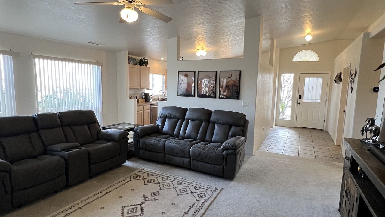 Photo of Livingroom in Prescott