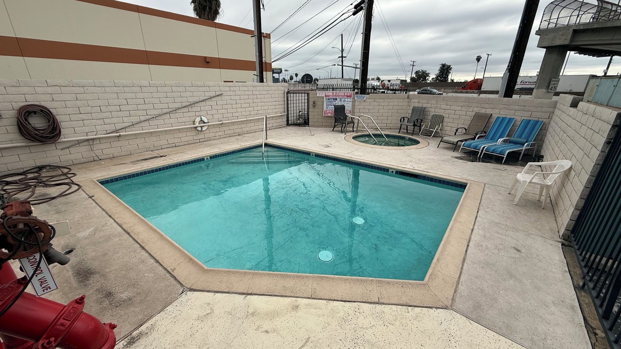 Photo of Outdoor in South Montebello