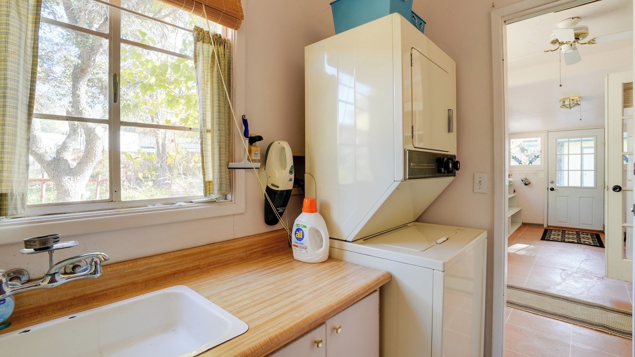 Photo of Kitchen in Yarnell