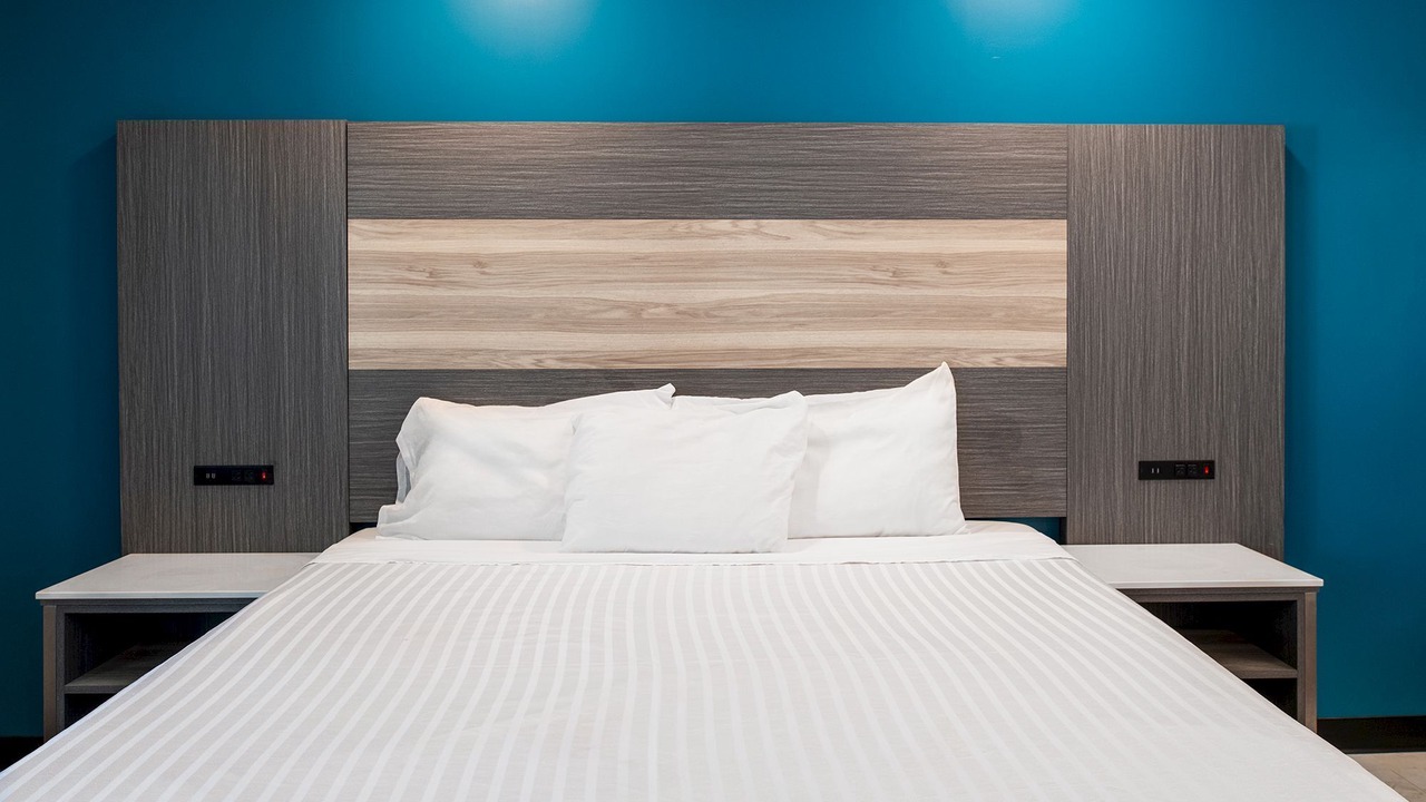 Photo of Bedroom in South Wrigley
