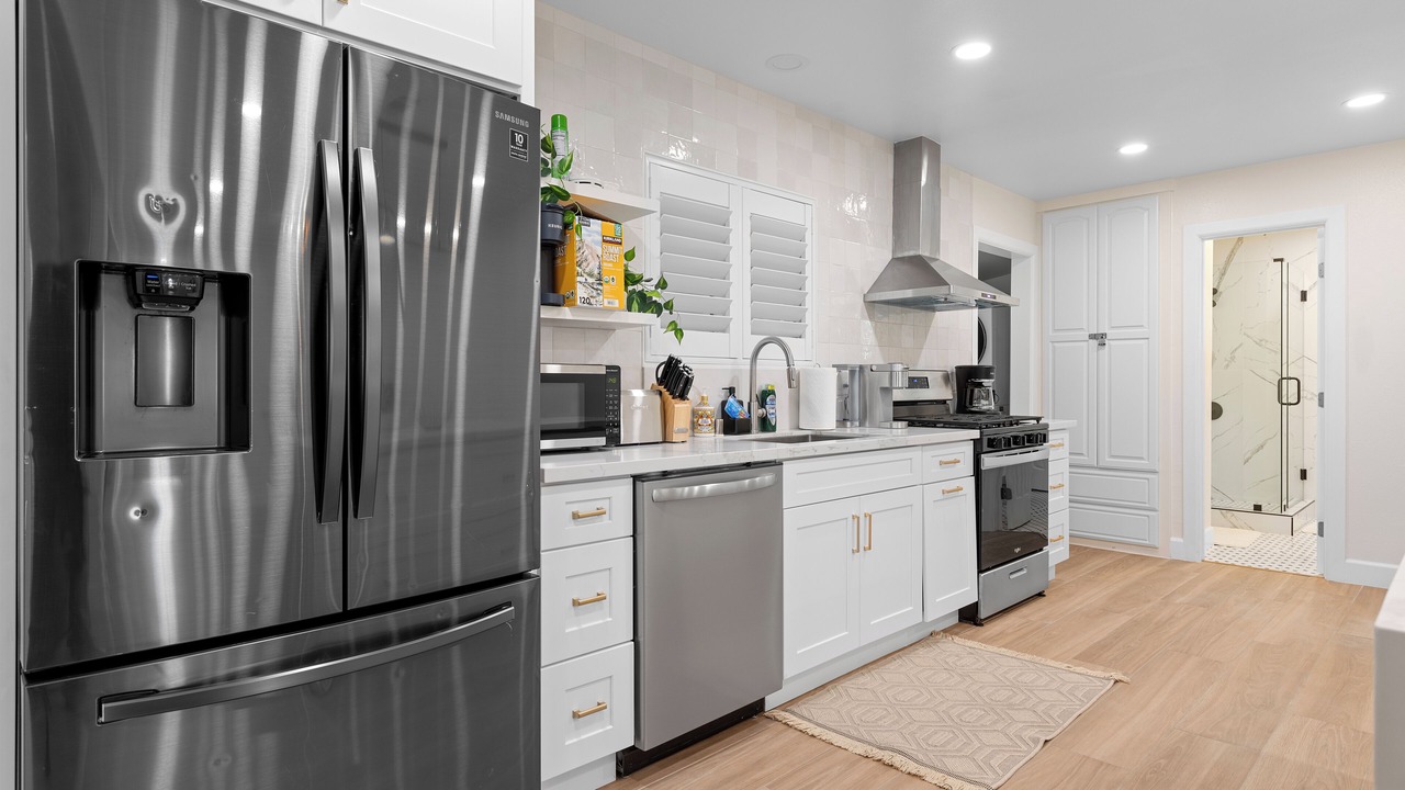 Photo of Kitchen in Midway City