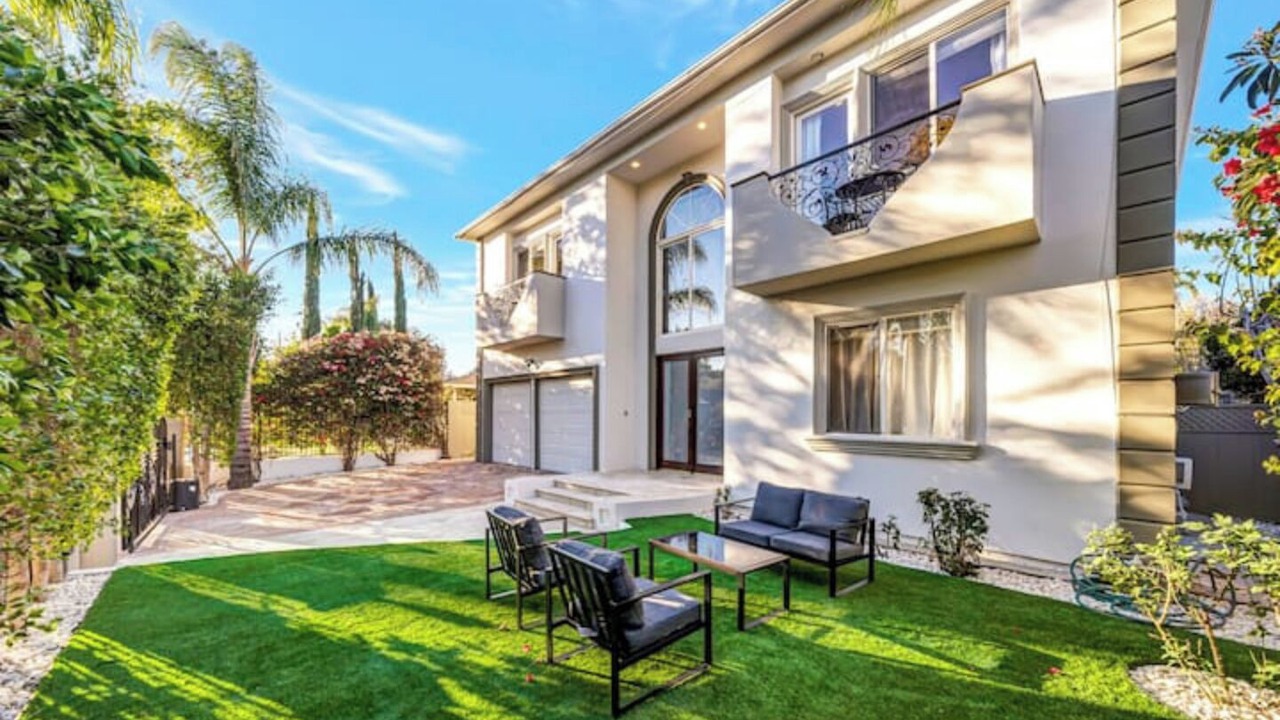 Photo of Patio Balcony in Encino