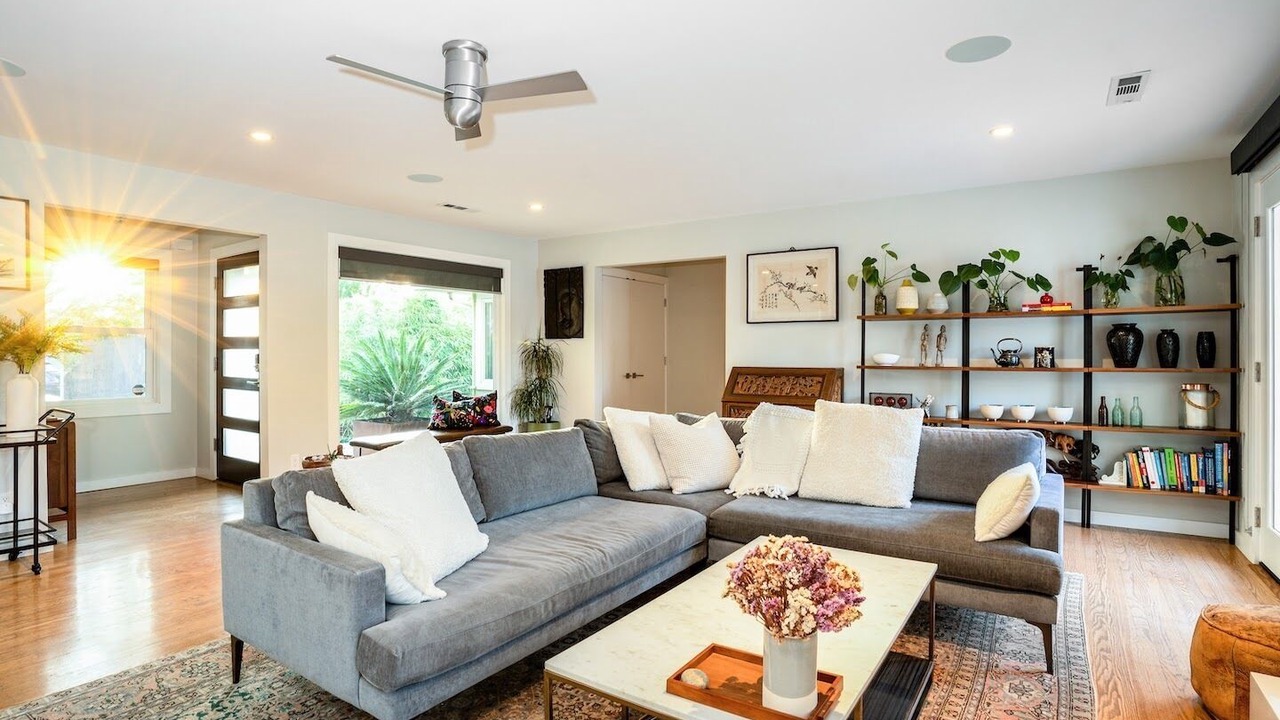 Photo of Livingroom in Napa